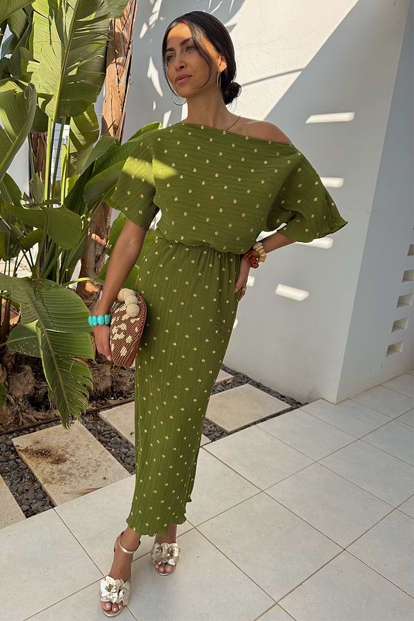 Khaki Plisse Tilly Dress – Never Fully Dressed