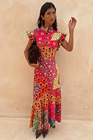 Thumbnail for caption_Model is 5ft4” and wears UK size 6/ US 2