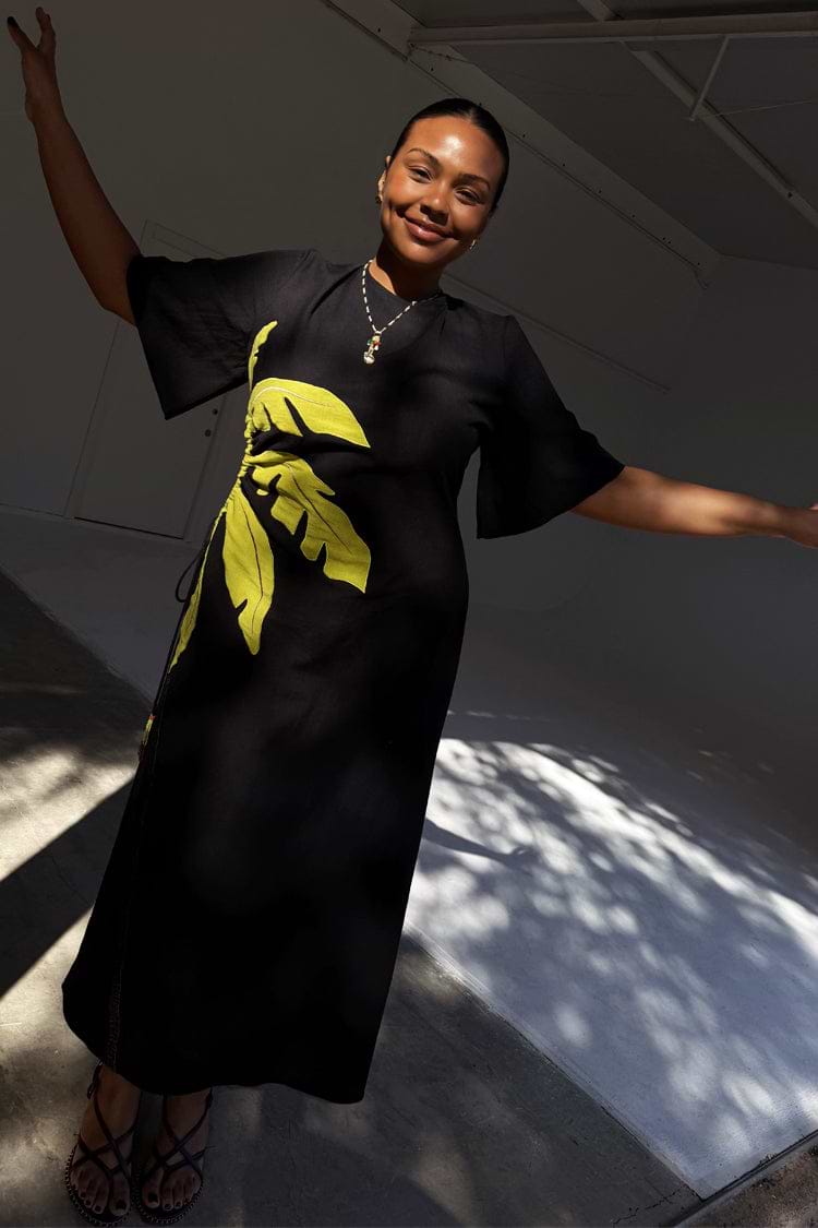 caption_Model is 5ft7” and wears UK size 14/ US 10