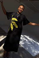 Thumbnail for caption_Model is 5ft7” and wears UK size 14/ US 10