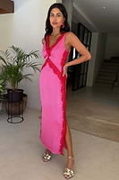 Thumbnail for caption_Model is 5ft7” and wears UK size 8/ US 4