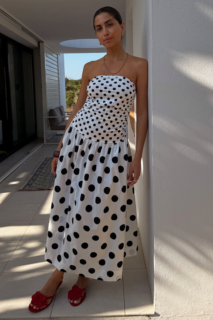 caption_Model is 5ft7” and wears UK size 8/ US 4