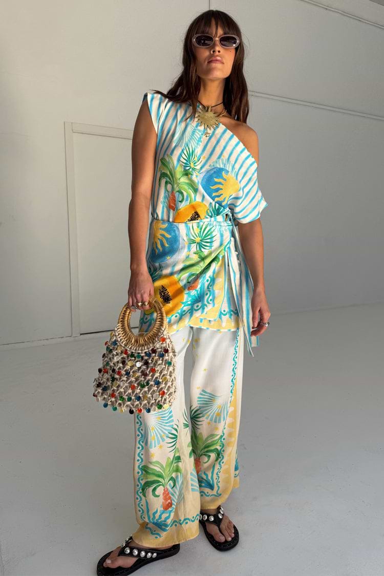 caption_Model is 5ft7” and wears UK size 8/ US 4