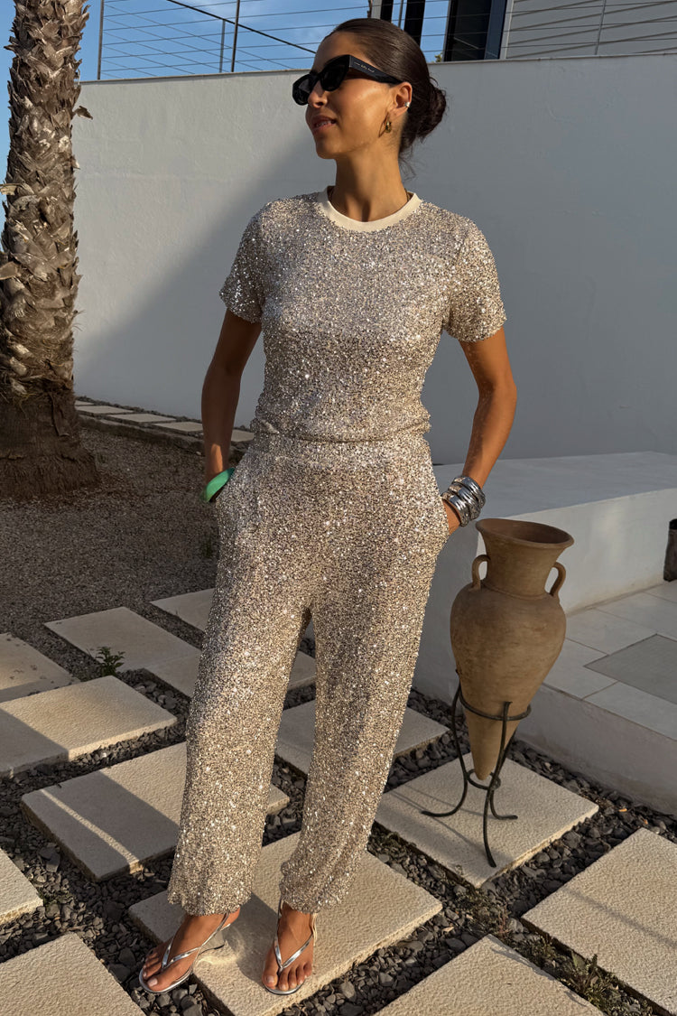 caption_Model is 5ft7” and wears UK size 10/ US 6