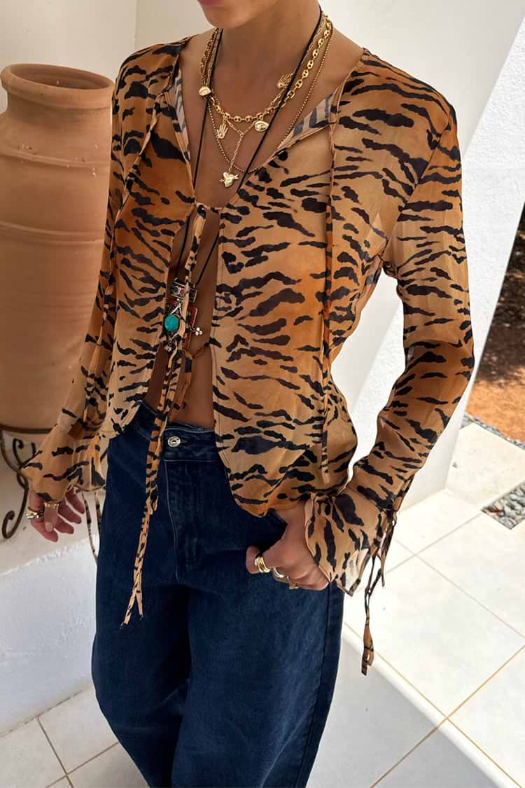 caption_Model is 5ft7” and wears UK size 8/ US 4