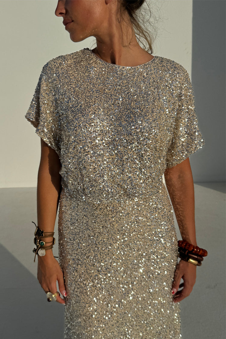 caption_Model is 5ft7” and wears UK size 8/ US 4
