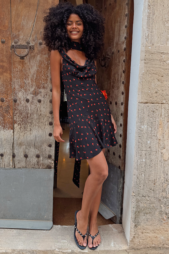 caption_Model is 5ft9” and is UK size 8, wearing UK size 10