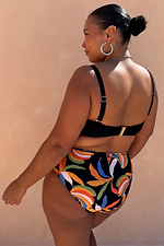 caption_Model is 5ft7” and wears UK size 18/ US 14