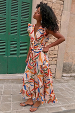 caption_Model is 5ft9” and is UK size 8, wearing UK size 10
