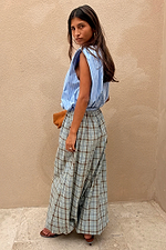 caption_Model is 5ft4” and wears UK size 6/ US 2