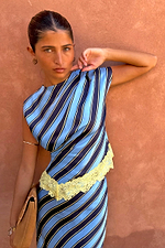 caption_Model is 5ft4” and wears UK size 6/ US 2
