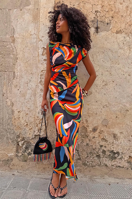 caption_Model is 5ft9” and is UK size 8, wearing UK size 10