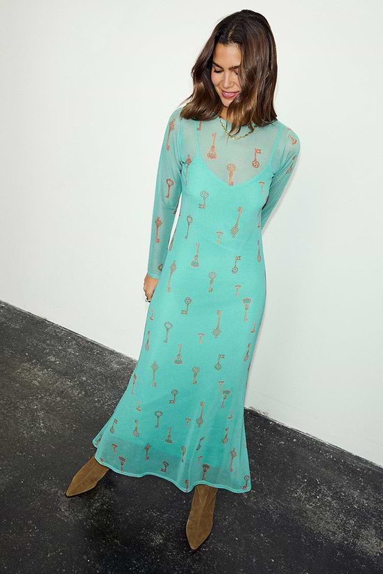 caption_Model is 5ft7” and wears UK size 10/ US 6