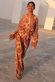 caption_Model is 5ft4” and wears UK size 8/ US 4