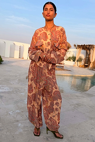 caption_Model is 5ft4” and wears UK size 8/ US 4