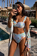 caption_Model is 5ft7” and wears UK size 10/ US 6 