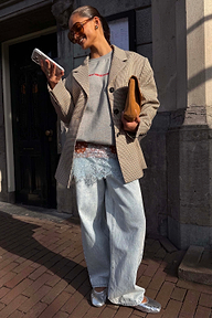 caption_Model is 5ft6” and wears UK size 10/ US 6 