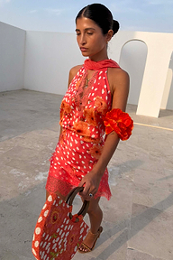 caption_Model is 5ft4” and wears UK size 6/ US 2