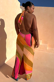 caption_Model is 5ft7” and wears UK size 18/ US 14