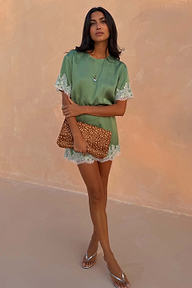 caption_Model is 5ft7” and wears UK size 10/ US 6 