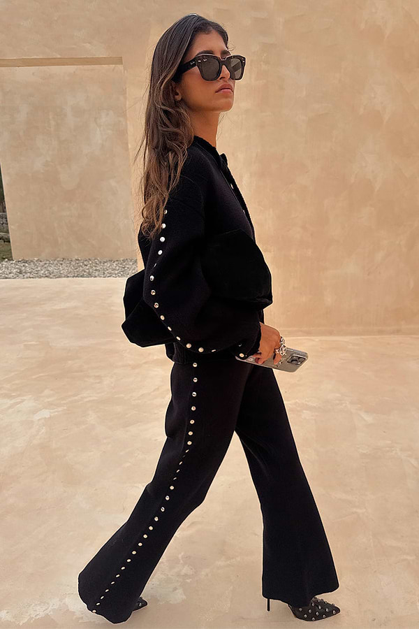 caption_Model is 5ft4” and is a size S, wearing a M
