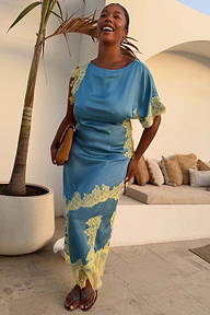 caption_Model is 5ft7” and wears UK size 18/ US 14
