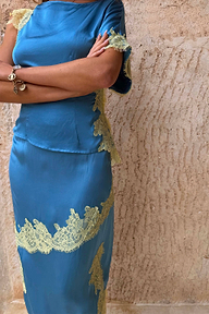 caption_Model is 5ft4” and wears UK size 10/ US 6