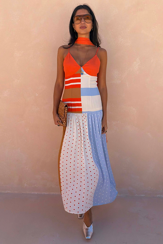 caption_Model is 5ft7” and wears UK size 10/ US 6 