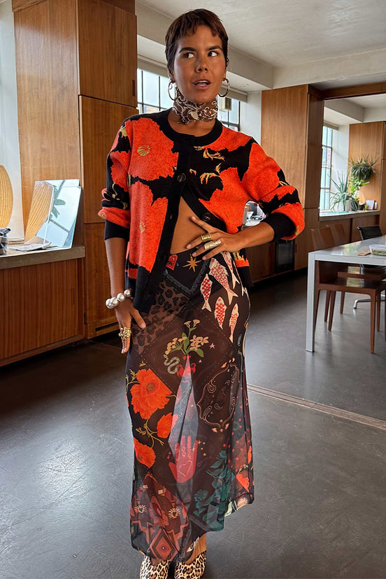 caption_Model is 5ft6” and wears UK size 10/ US 6