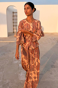 caption_Model is 5ft4” and wears UK size 8/ US 4