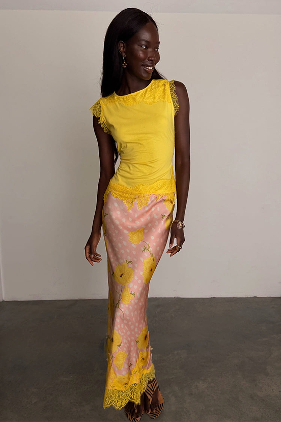 caption_Model is 5ft9” and wears UK size 10/ US 6 