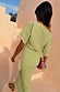 caption_Model is 5ft7” and wears UK size 10/ US 6 