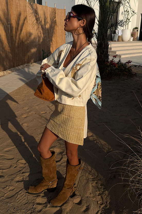 caption_Model is 5ft4” and wears UK size 6/ US 2