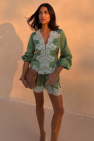 caption_Model is 5ft7” and wears UK size 10/ US 6 