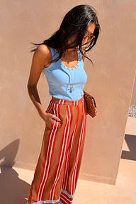 caption_Model is 5ft7” and wears UK size 10/ US 6 