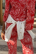 caption_Model is 5ft7” and wears UK size 10/ US 6 