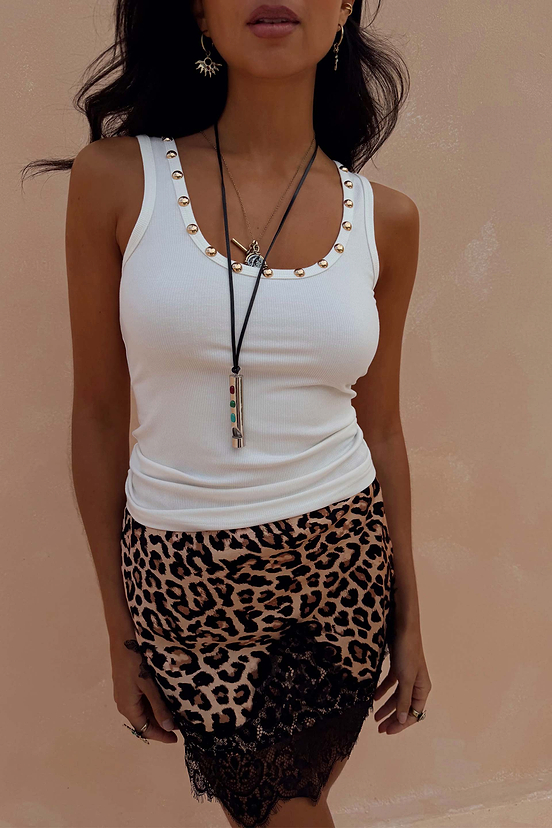 caption_Model is 5ft7” and wears size M