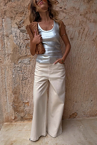 caption_Model is 5ft4” and wears UK size 8/ US 4