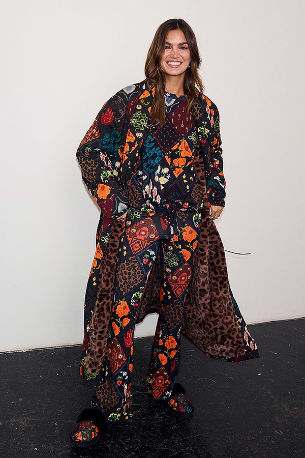 caption_Model is 5ft7” and wears size M