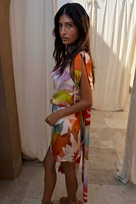 caption_Model is 5ft4” and wears UK size 6/ US 2