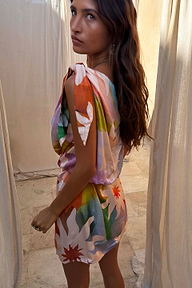 caption_Model is 5ft4” and wears UK size 6/ US 2