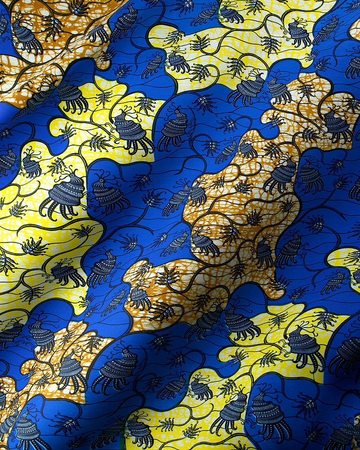 Vibrant blue yellow african print super-wax vl02919.086