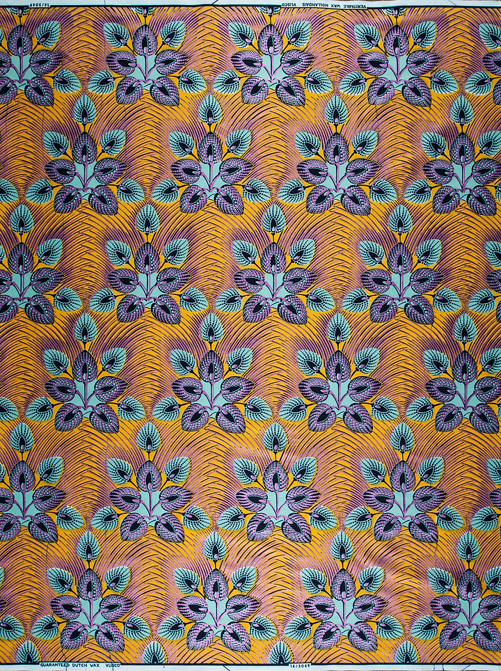 Wax Hollandais | VL03049.017 | Lilac Embellished