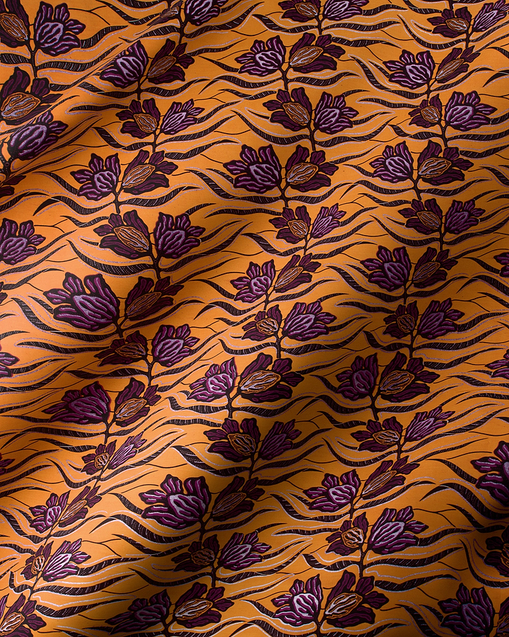 Wax Hollandais | VL03348.007 | Pastel Lilac Embellished