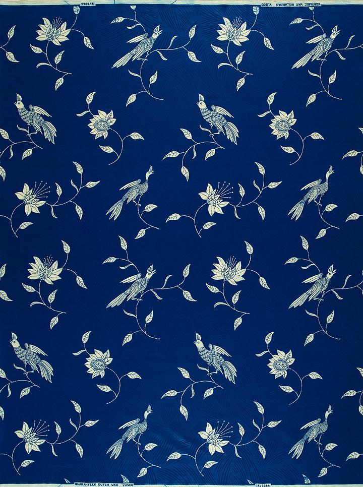 Deep blue fabric pattern white wax hollandais vl03366.020