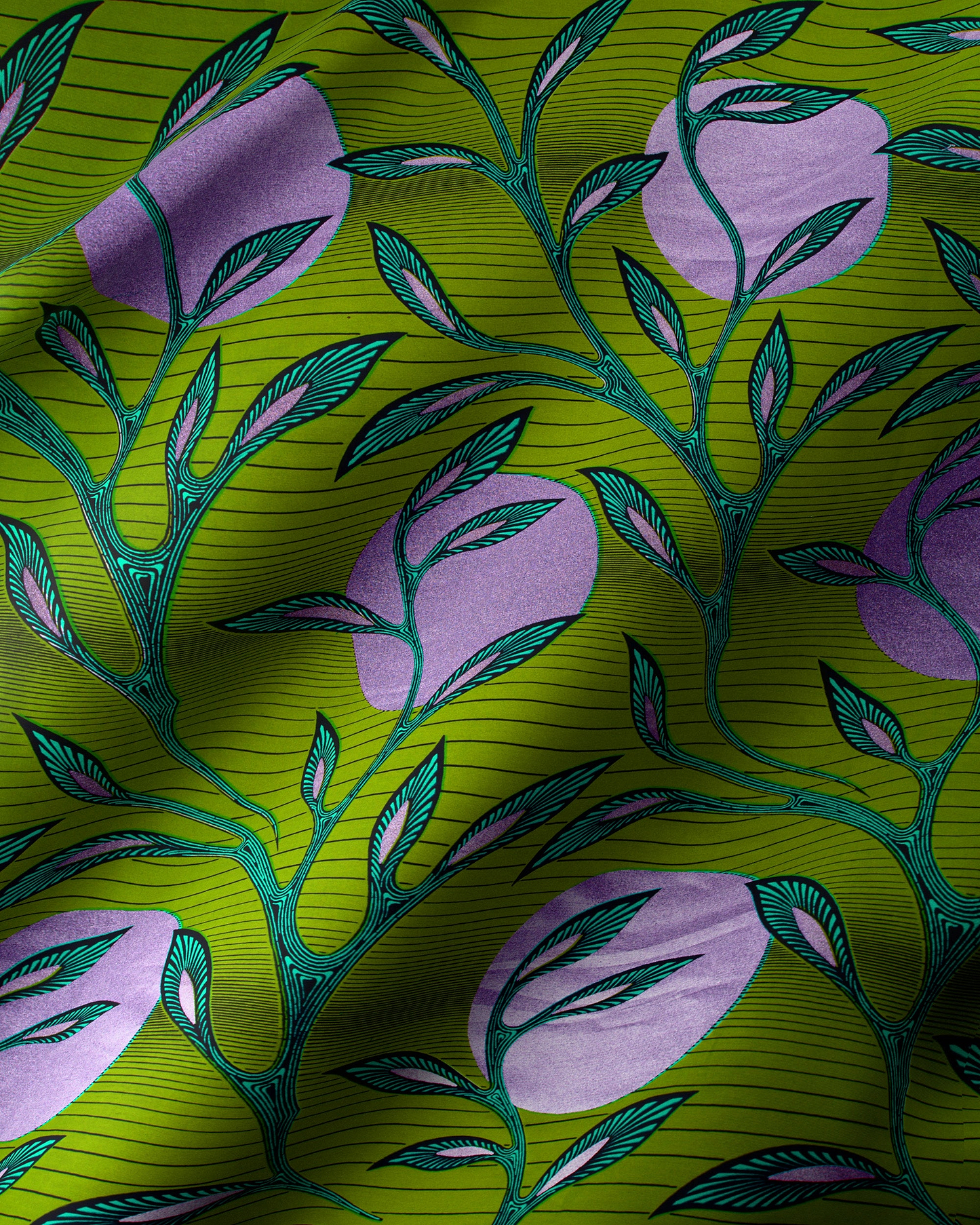 Wax Hollandais | VL03639.253 | Pastel Lilac Embellished