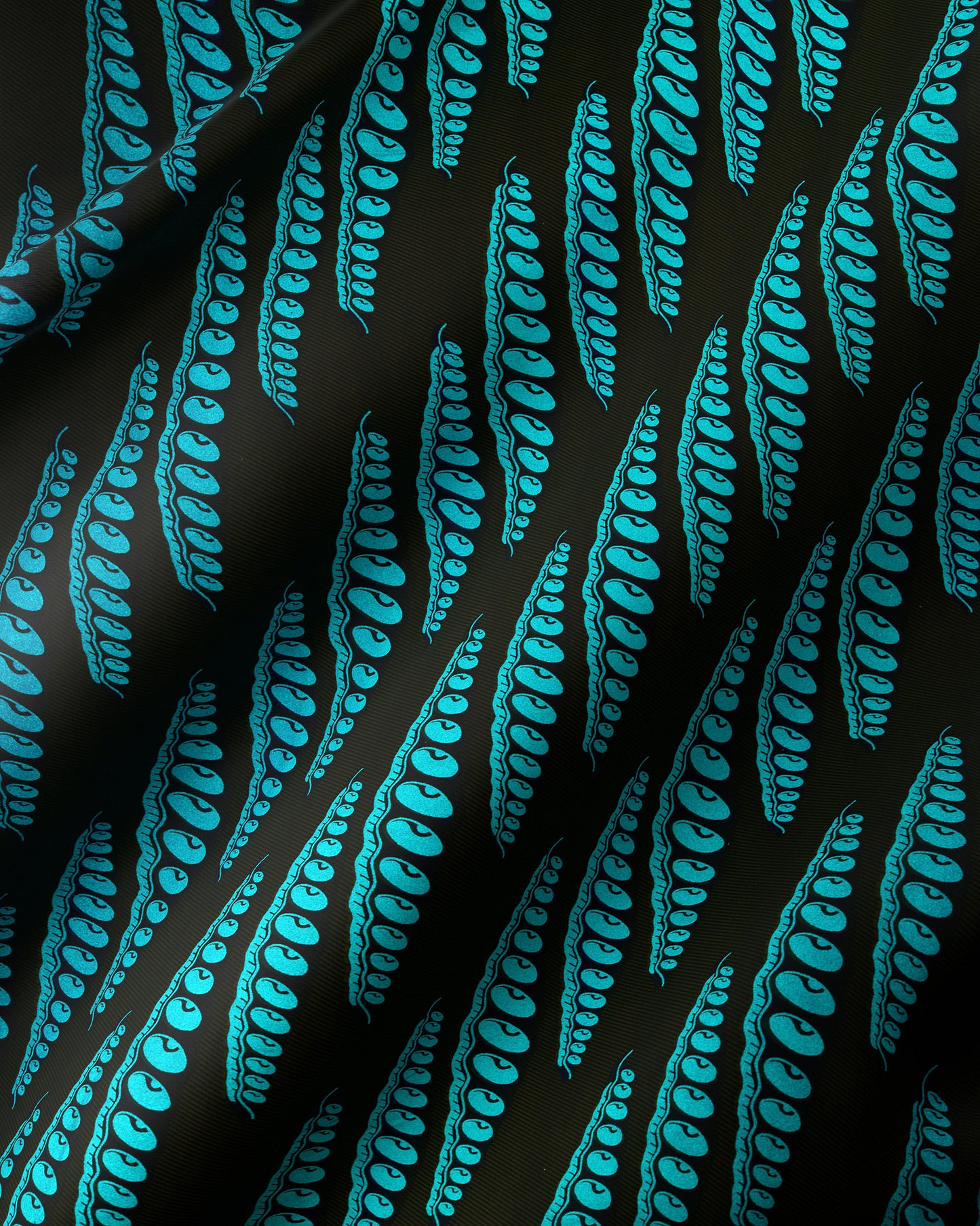 Sky Wax | VL04339.114 | Blue Embellished