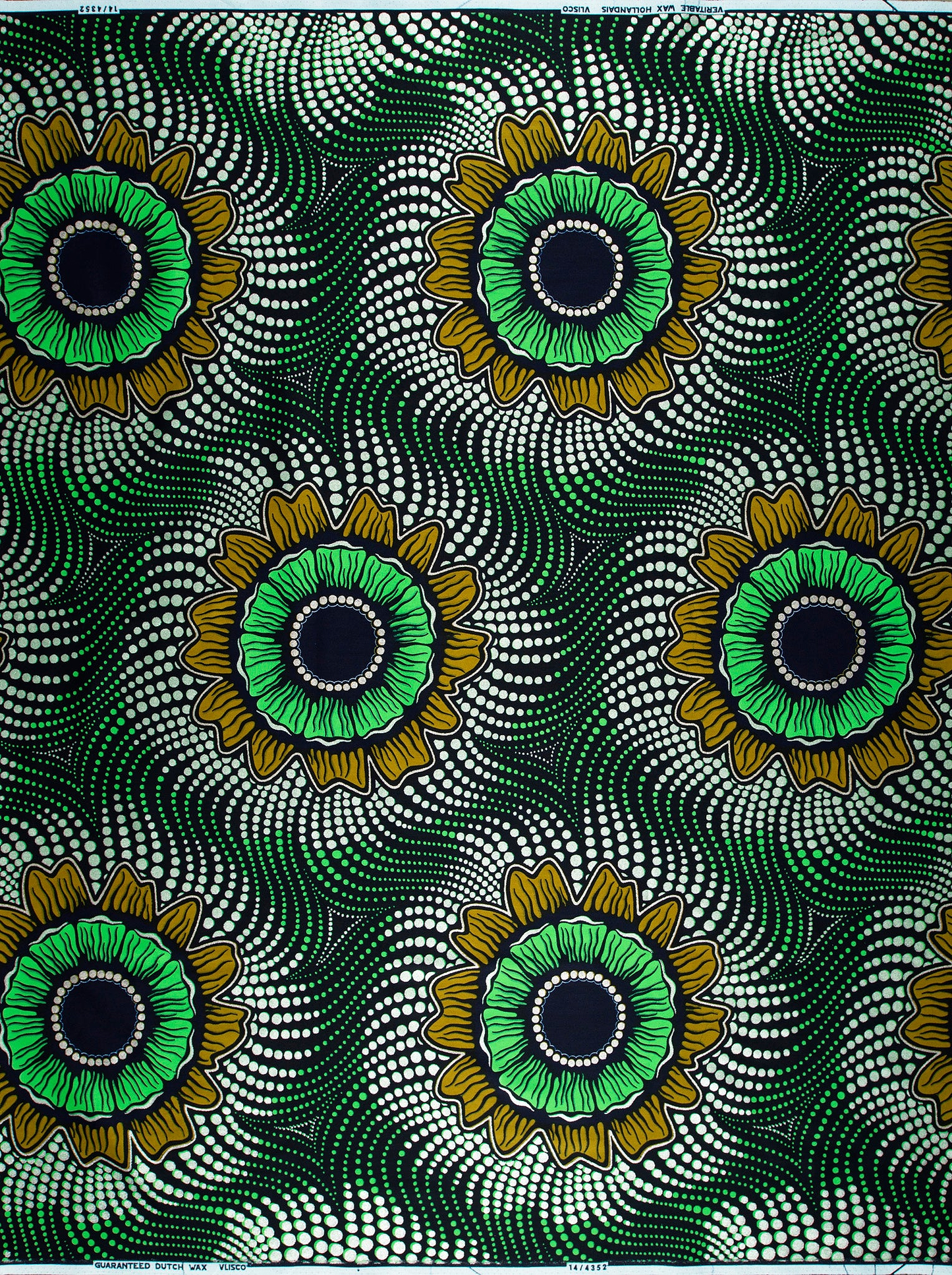 Wax Hollandais | VL04352.010 | Silver Embellished