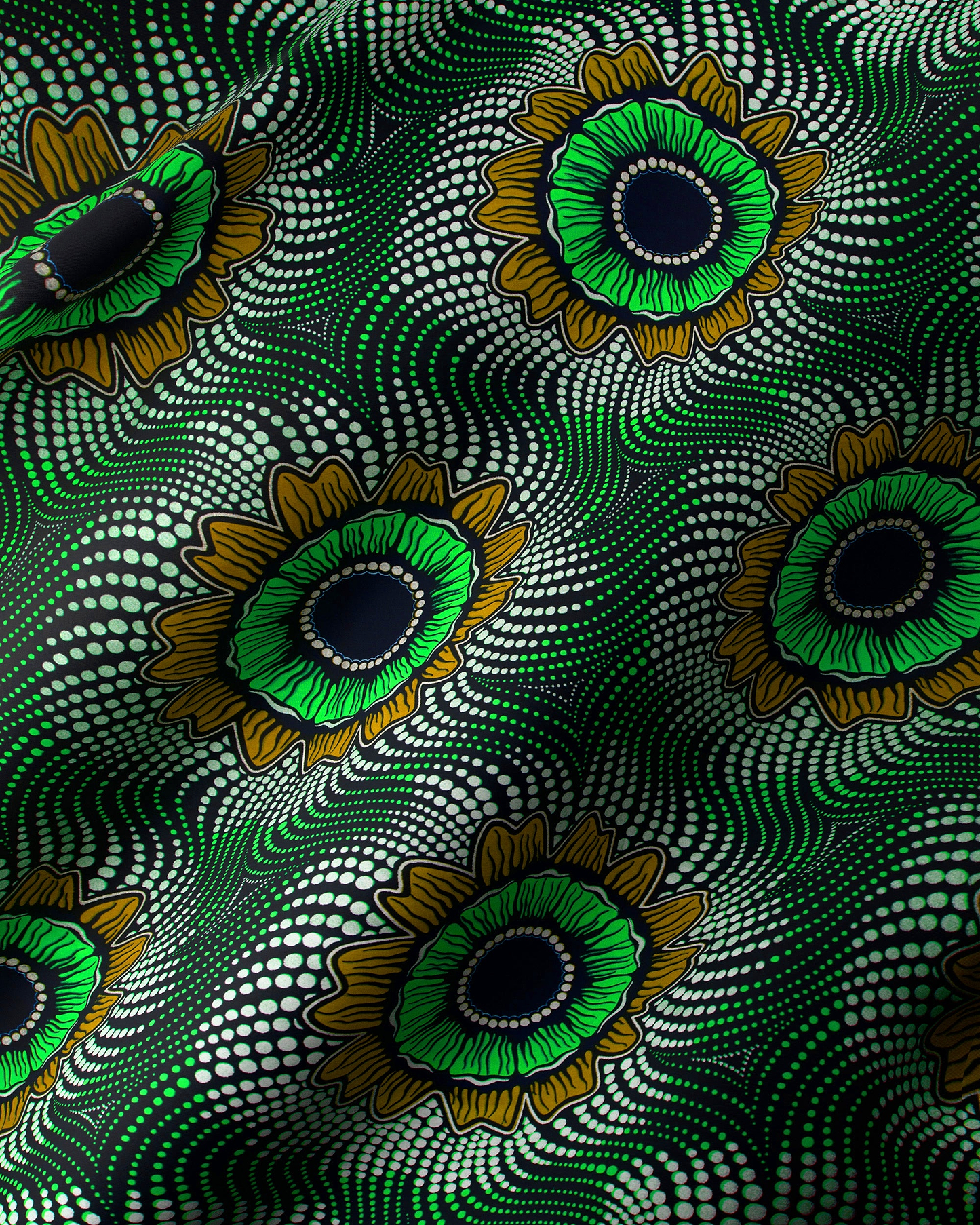 Wax Hollandais | VL04352.010 | Silver Embellished