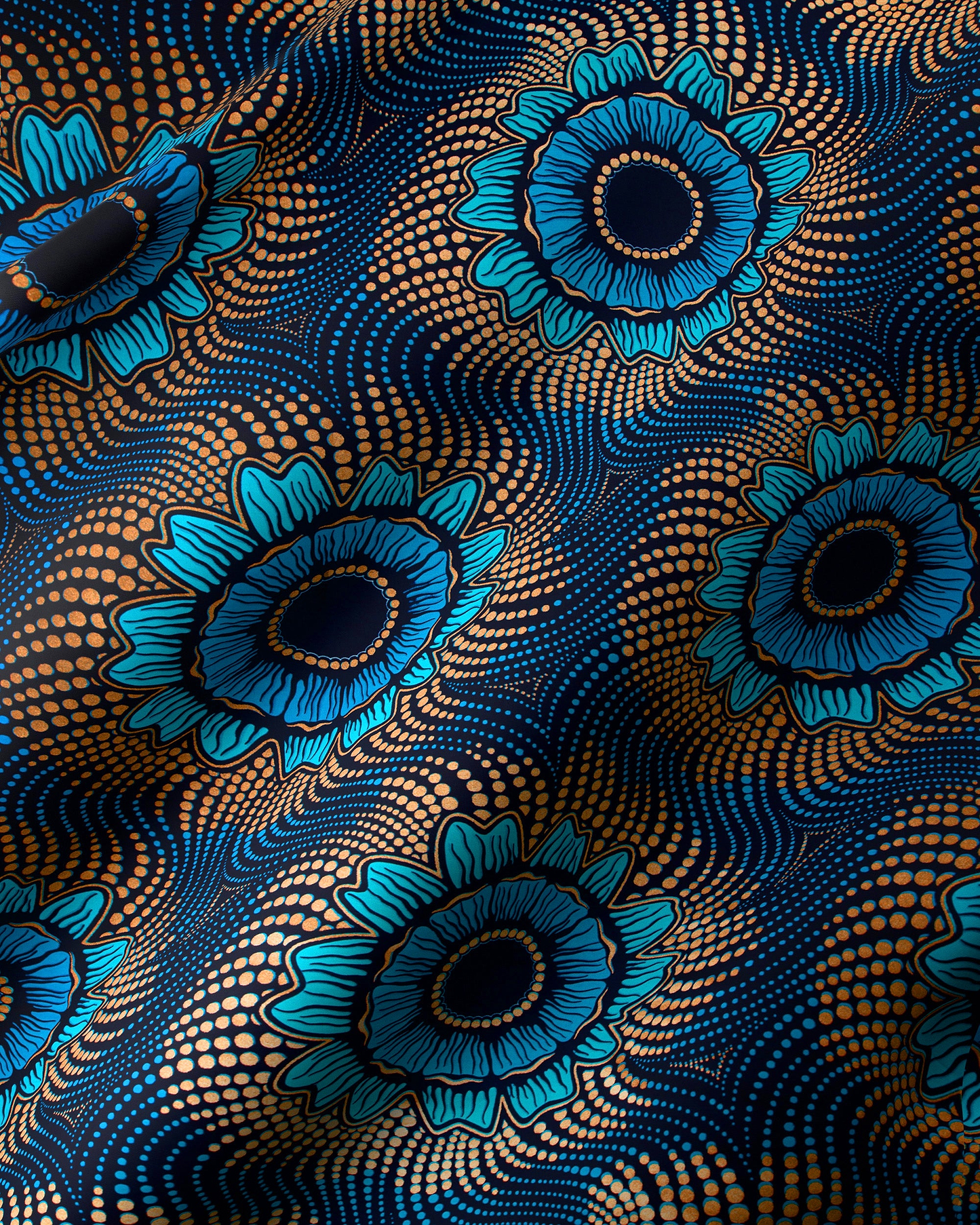 Wax Hollandais | VL04352.011 | Pale Copper Embellished